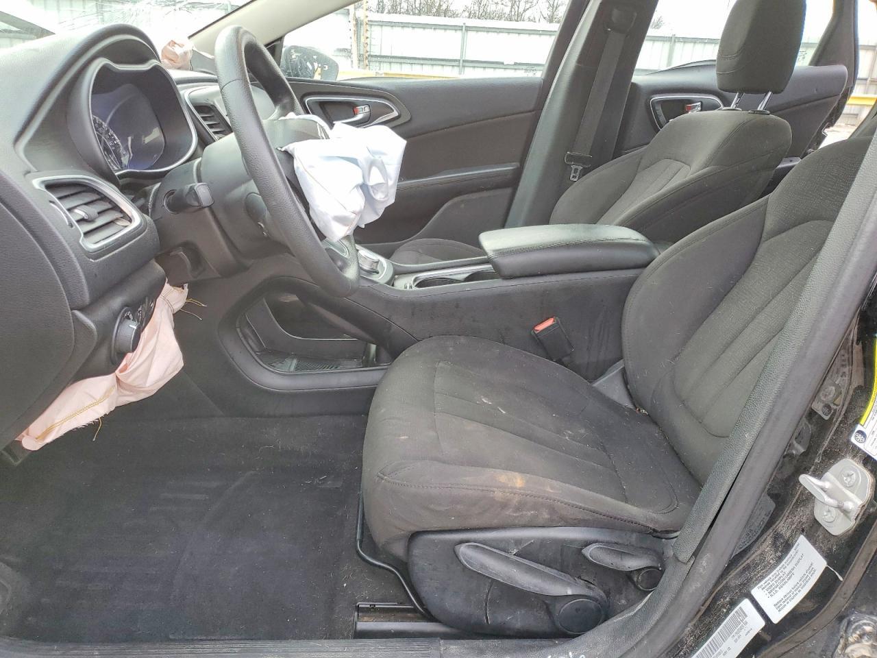 2015 CHRYSLER 200