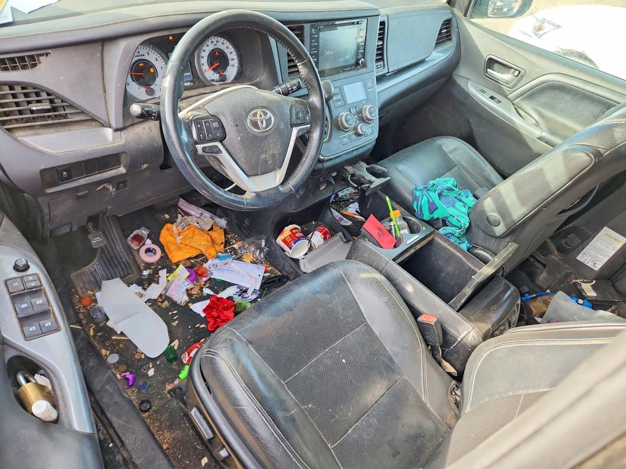 2019 TOYOTA SIENNA