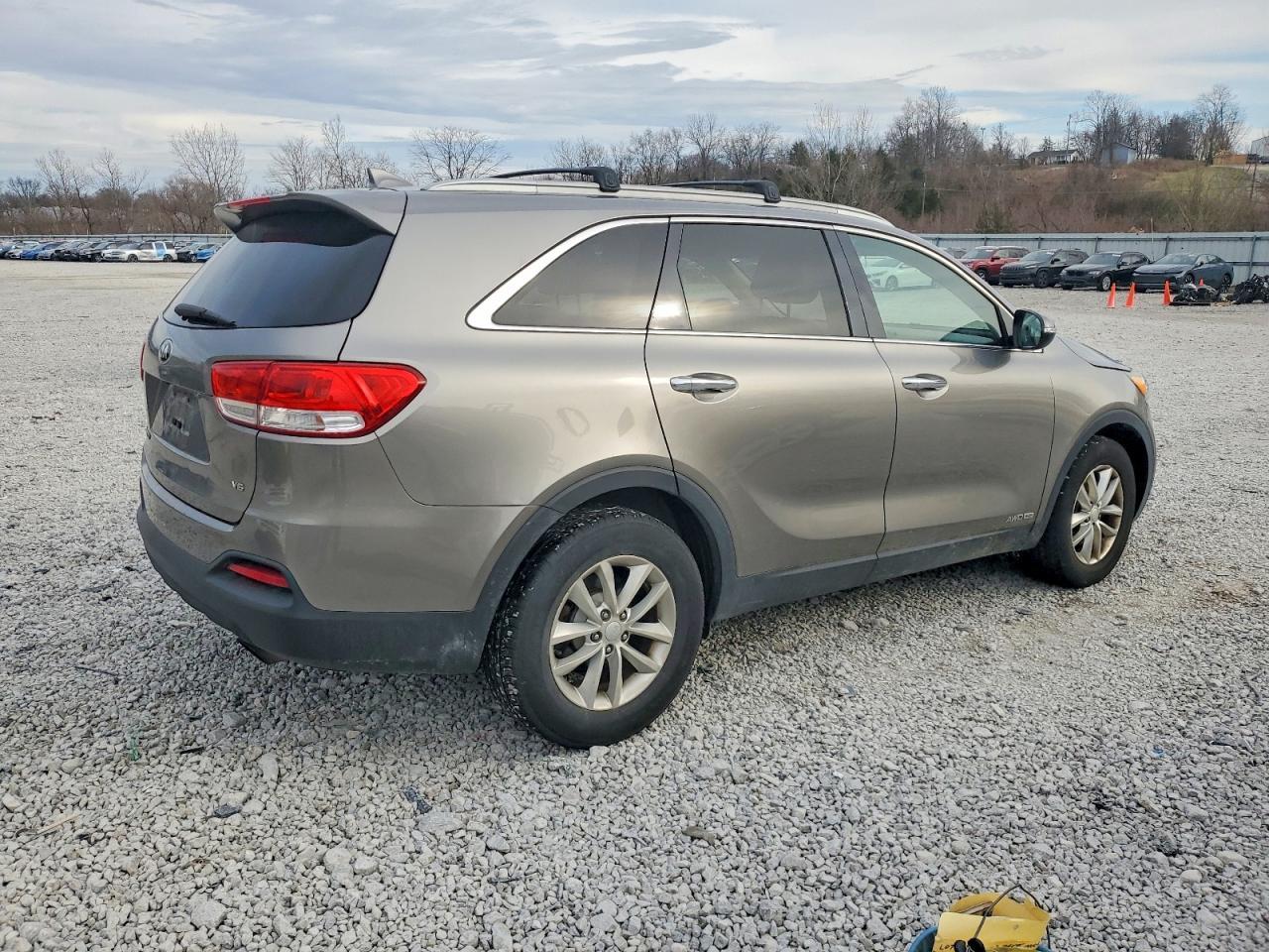 2016 KIA SORENTO