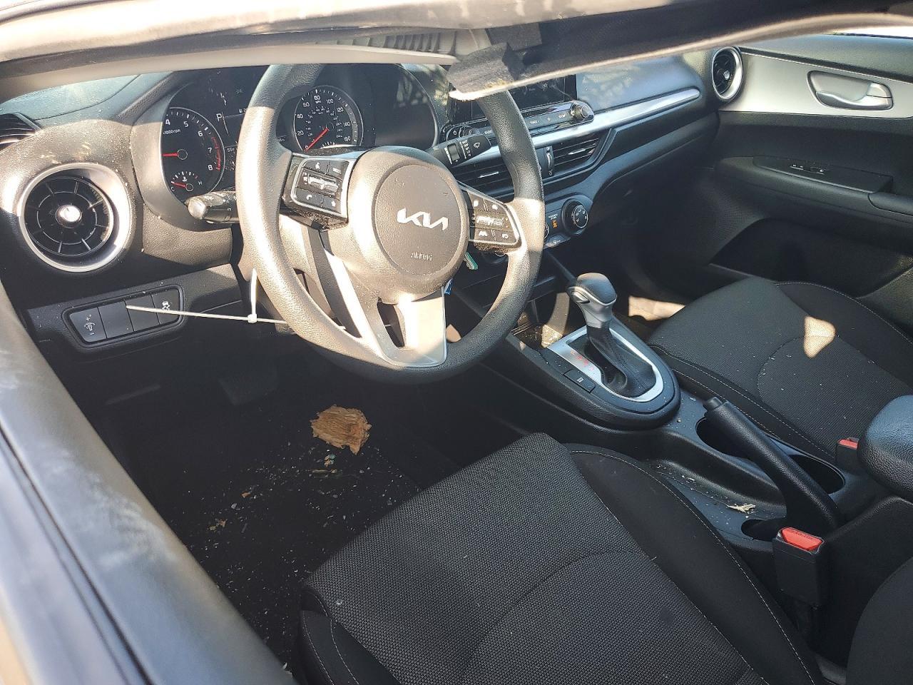 2023 KIA FORTE