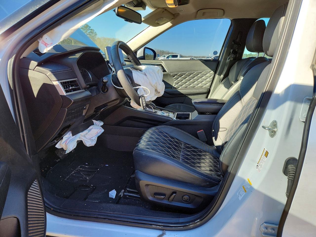 2022 MITSUBISHI outlander
