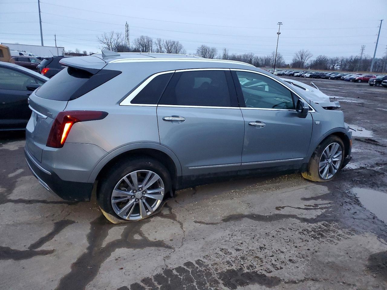 2024 CADILLAC XT5