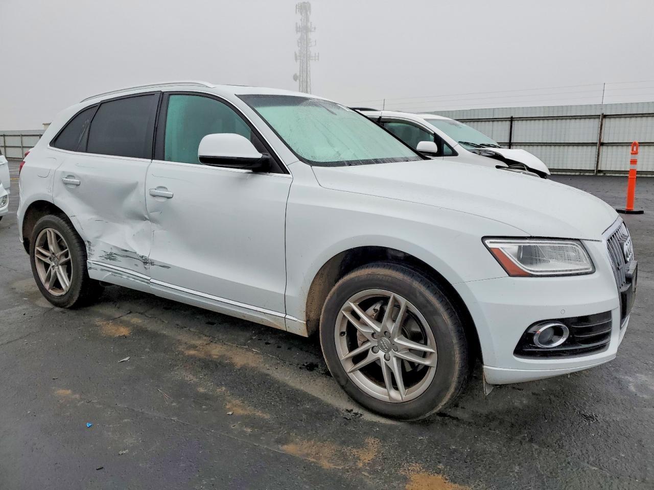 2015 AUDI Q5