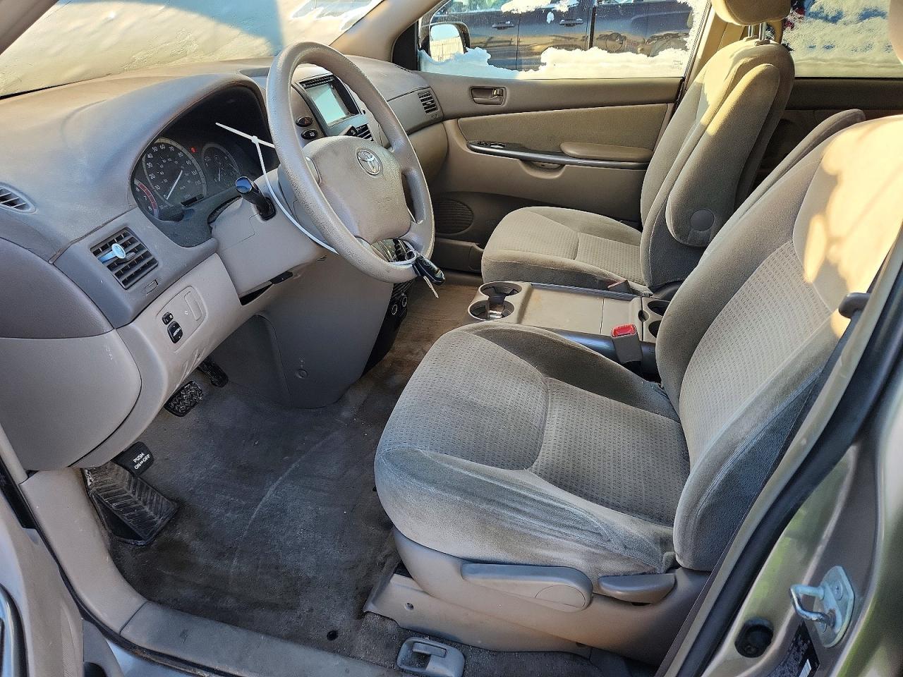 2006 TOYOTA SIENNA