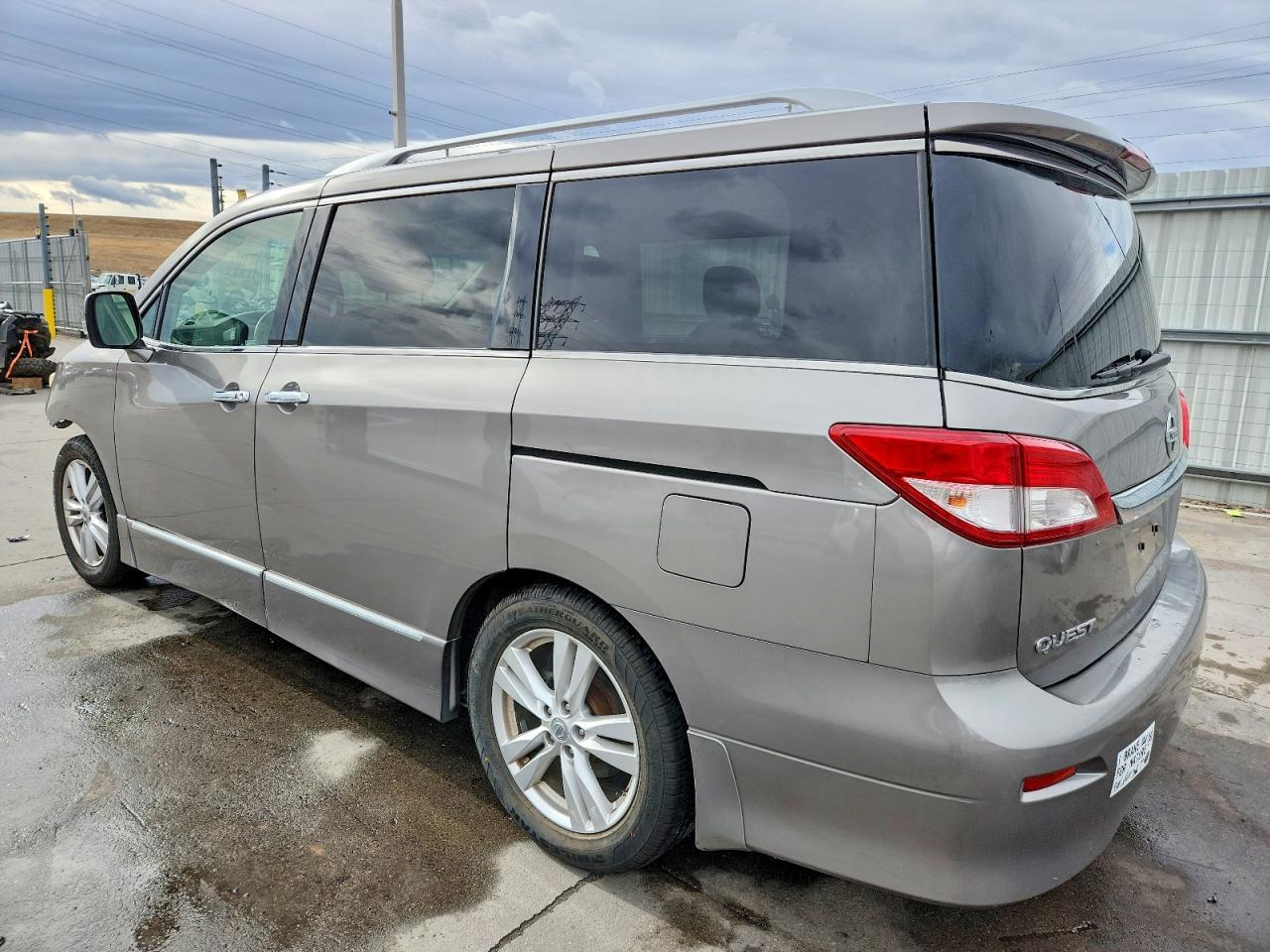 2012 NISSAN Quest
