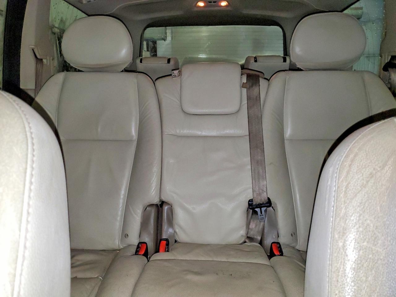 2010 VOLVO XC90