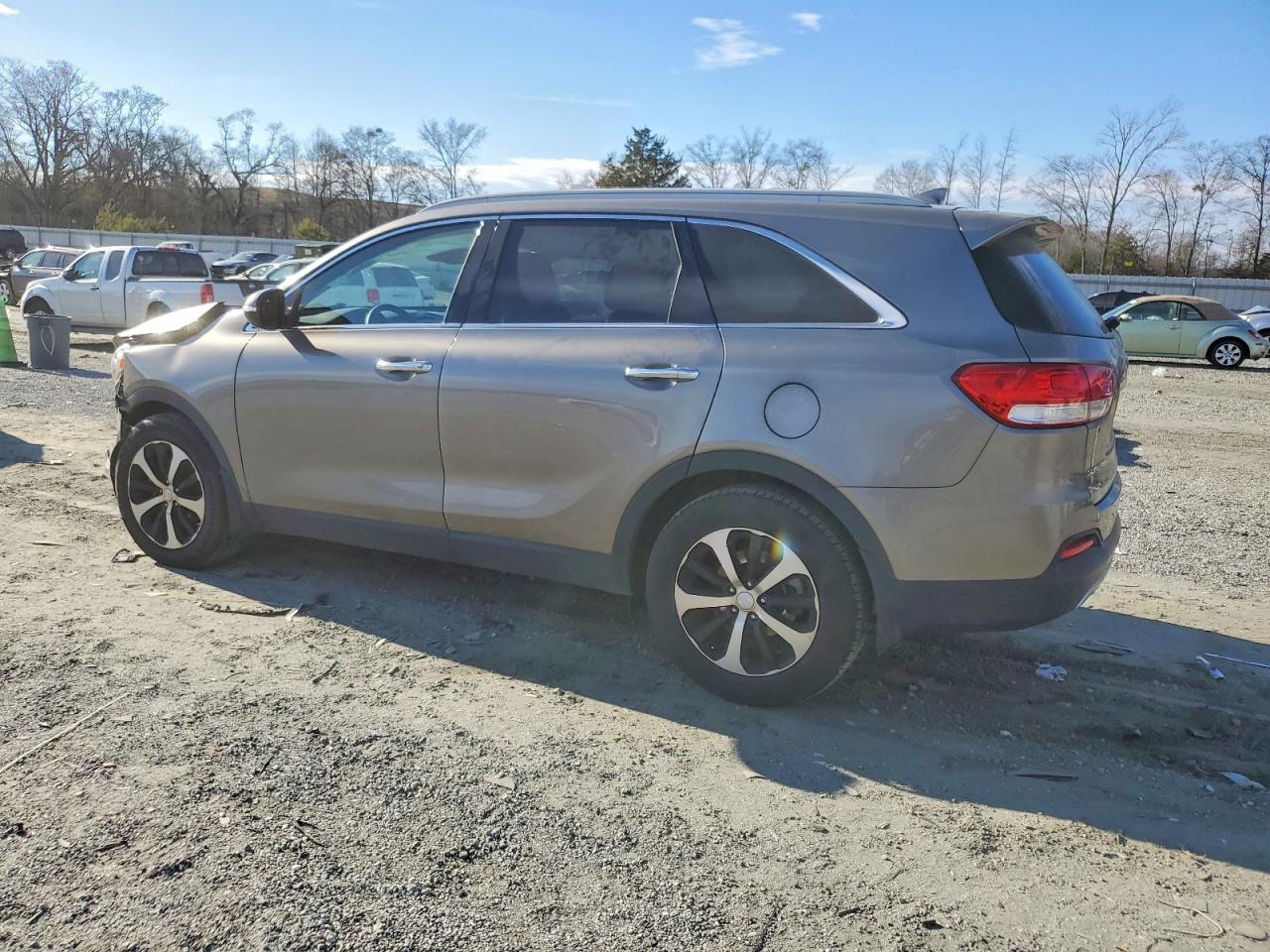 2016 KIA SORENTO