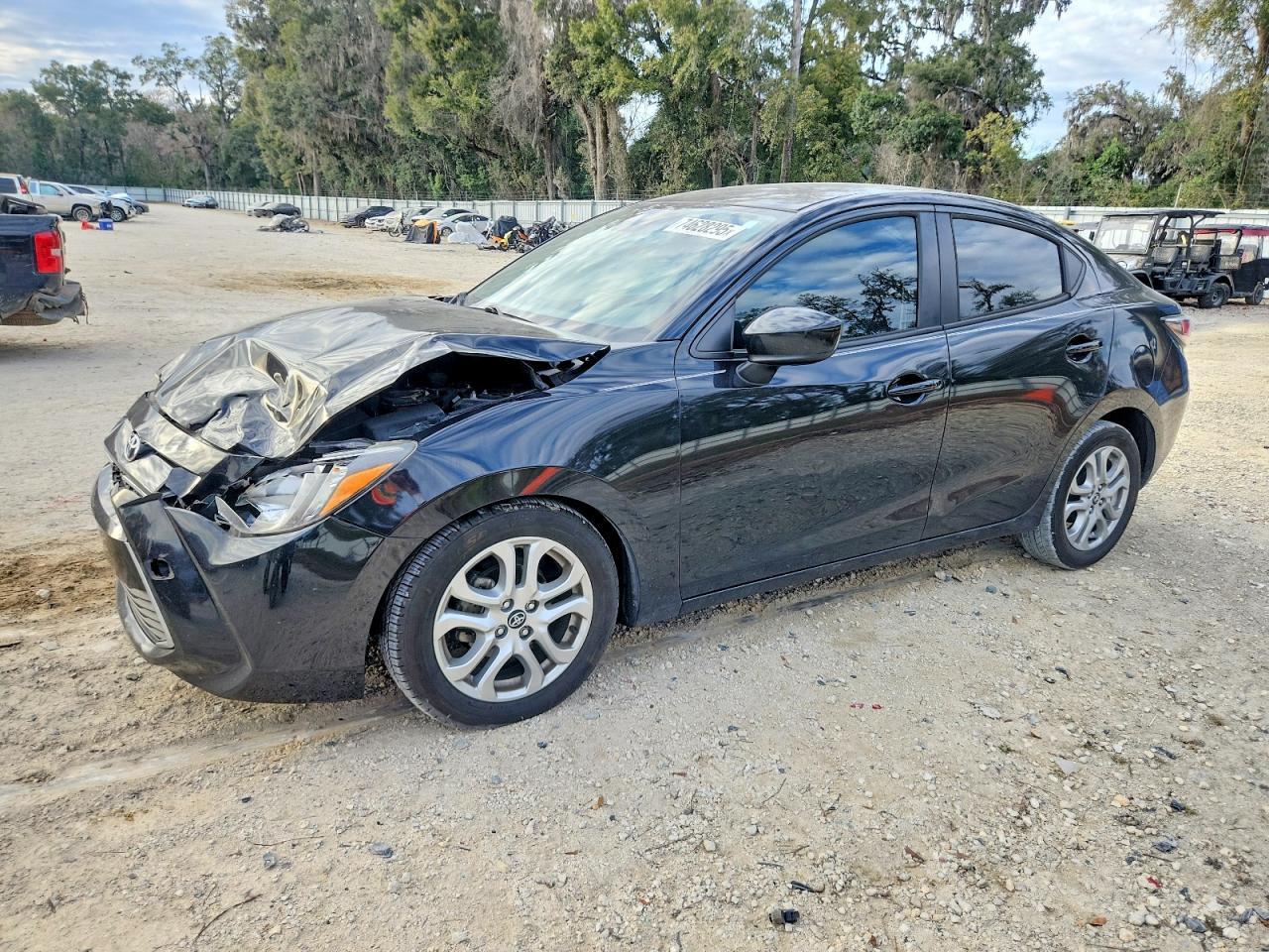2017 TOYOTA YARIS