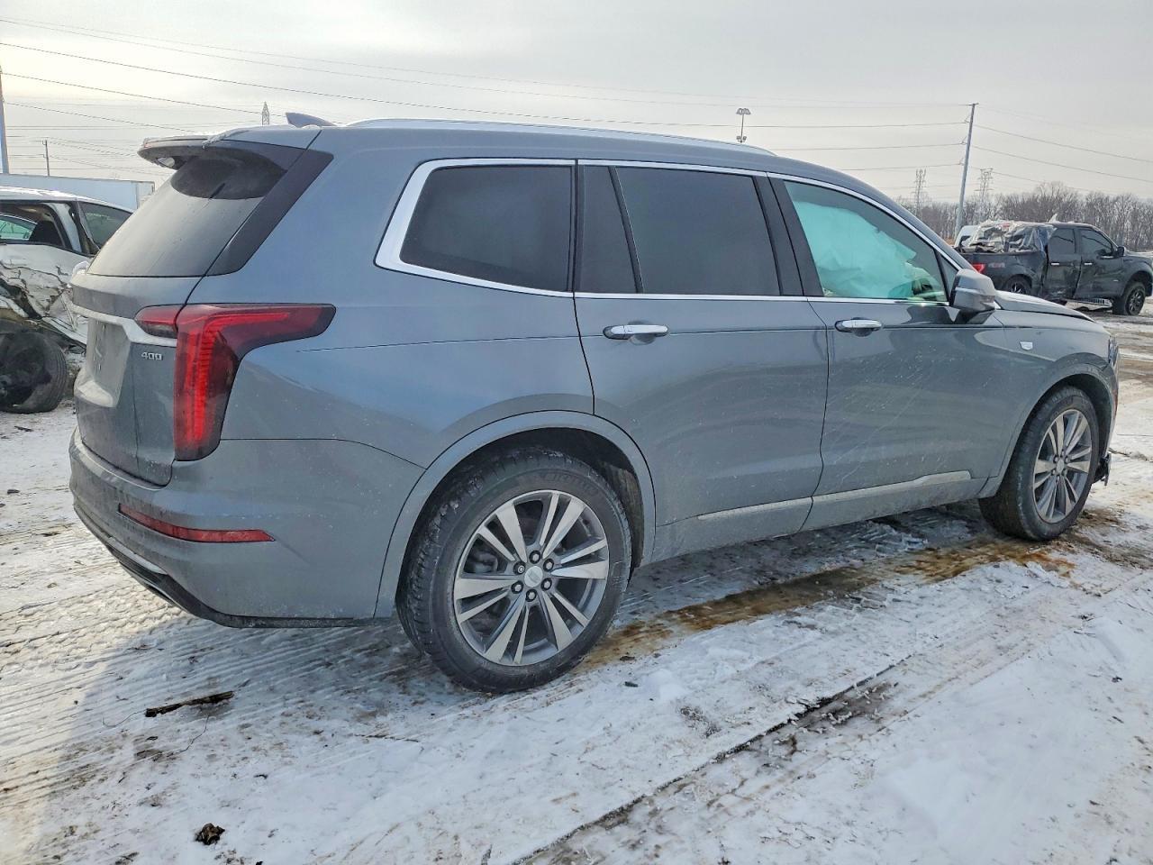 2022 CADILLAC XT6