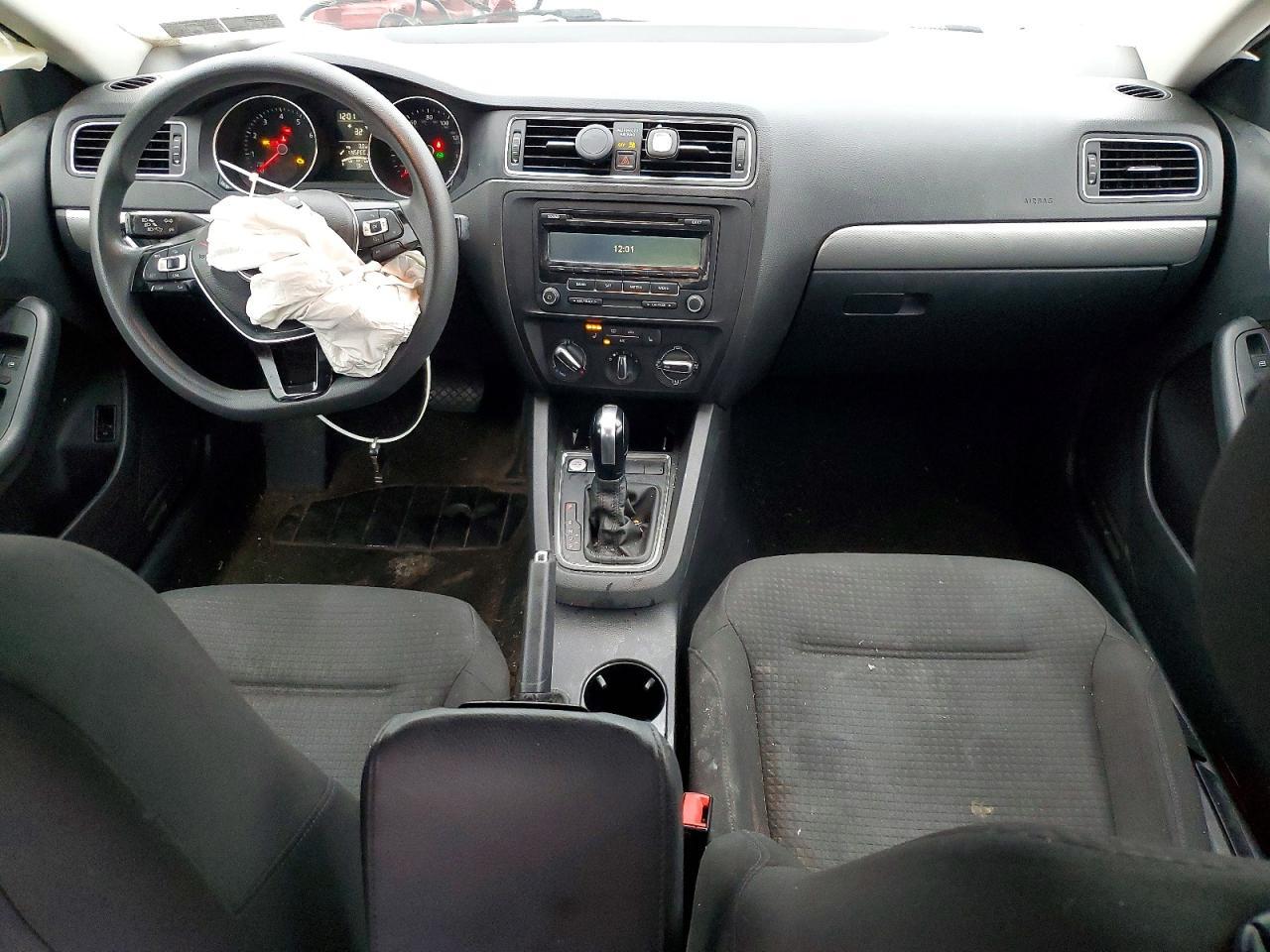 2015 VOLKSWAGEN JETTA