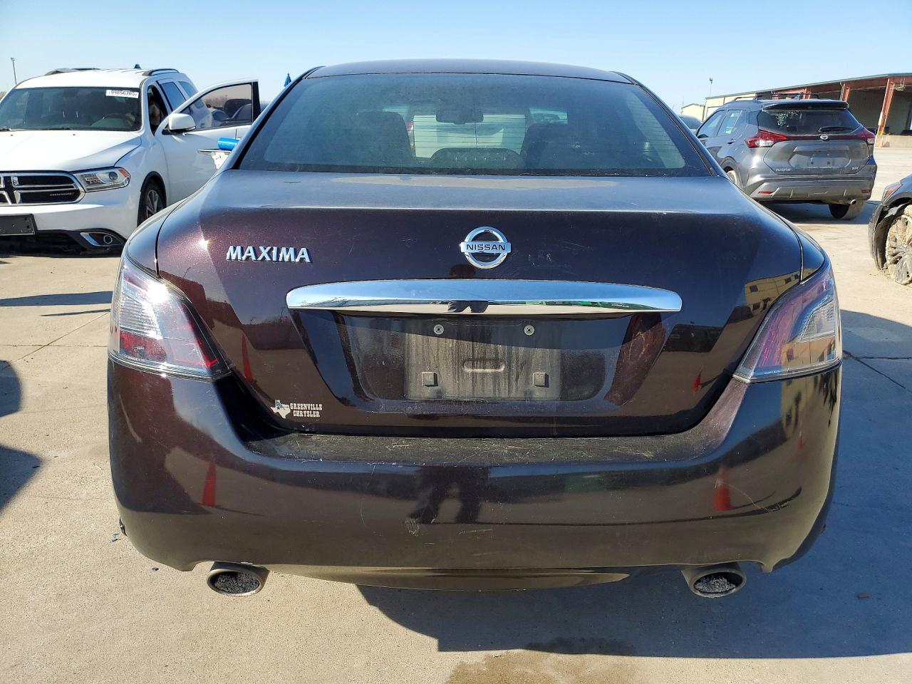 2012 NISSAN Maxima