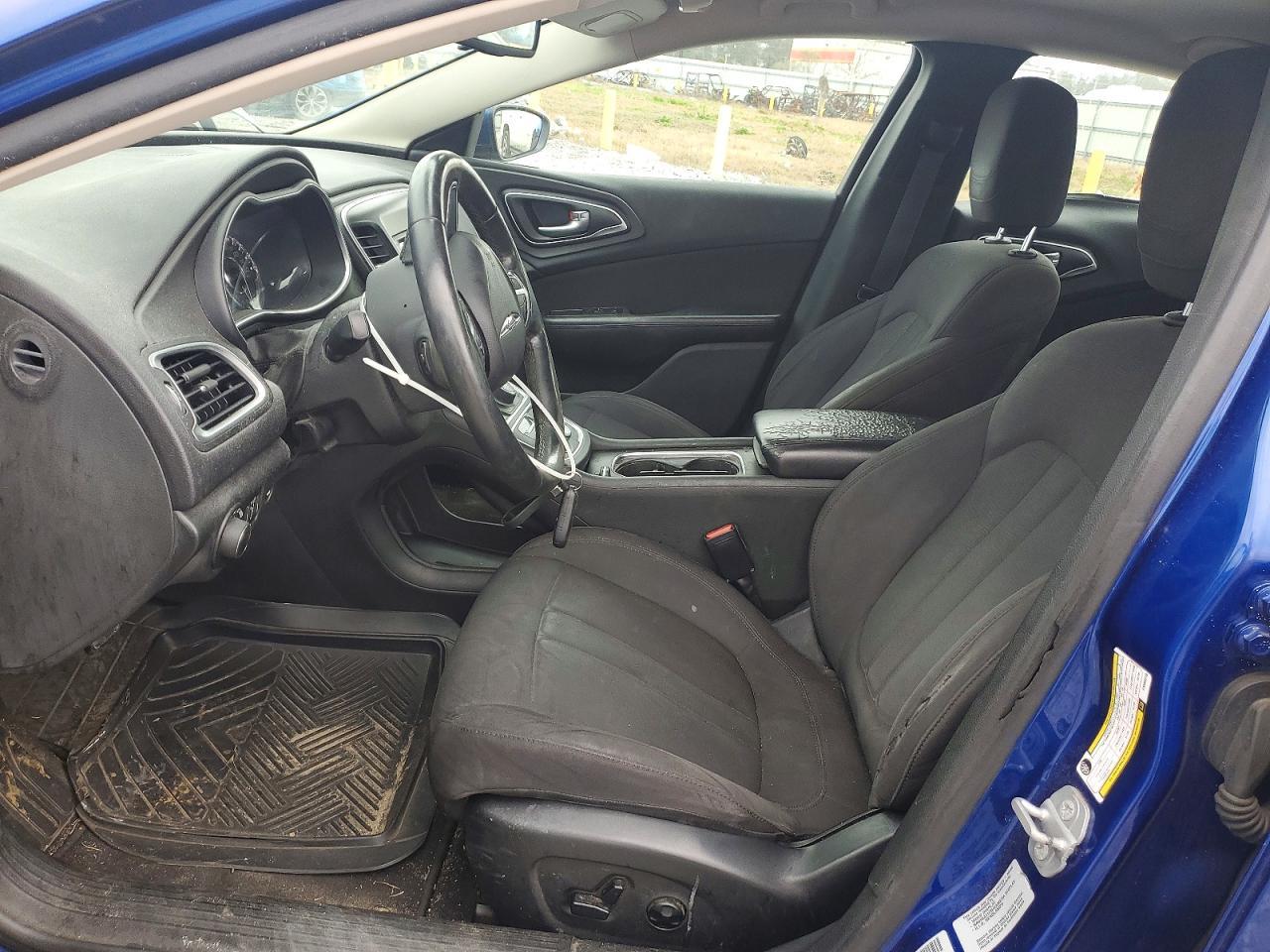 2015 CHRYSLER 200