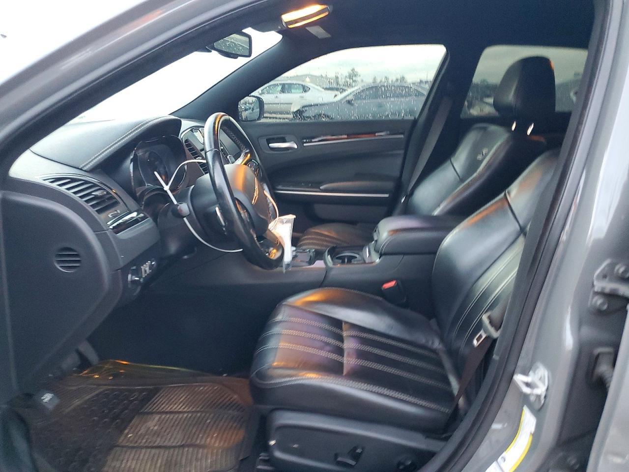 2019 CHRYSLER 300