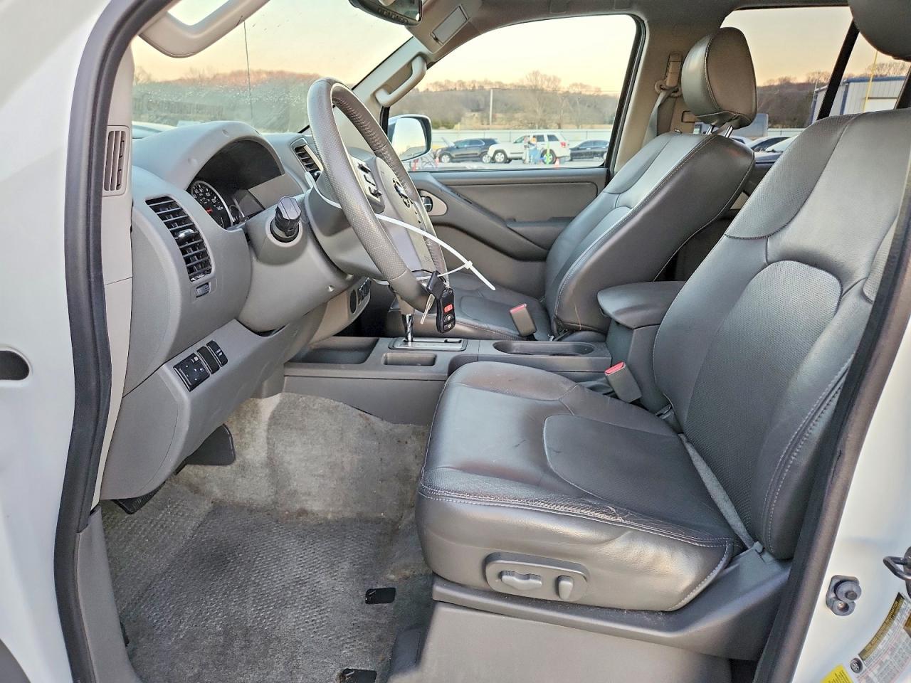 2013 NISSAN Frontier