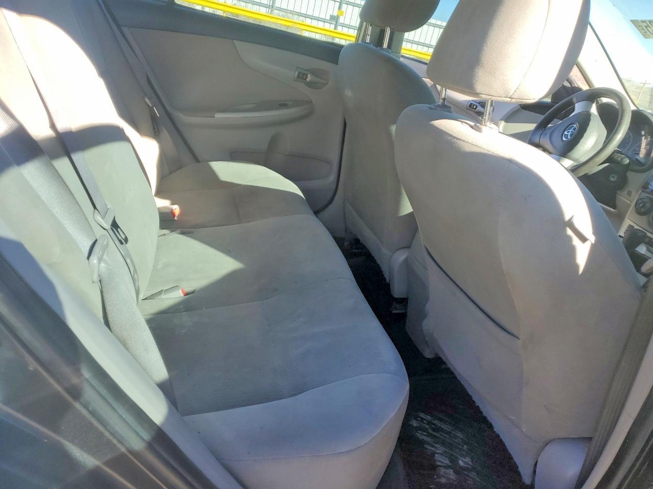 2011 TOYOTA COROLLA