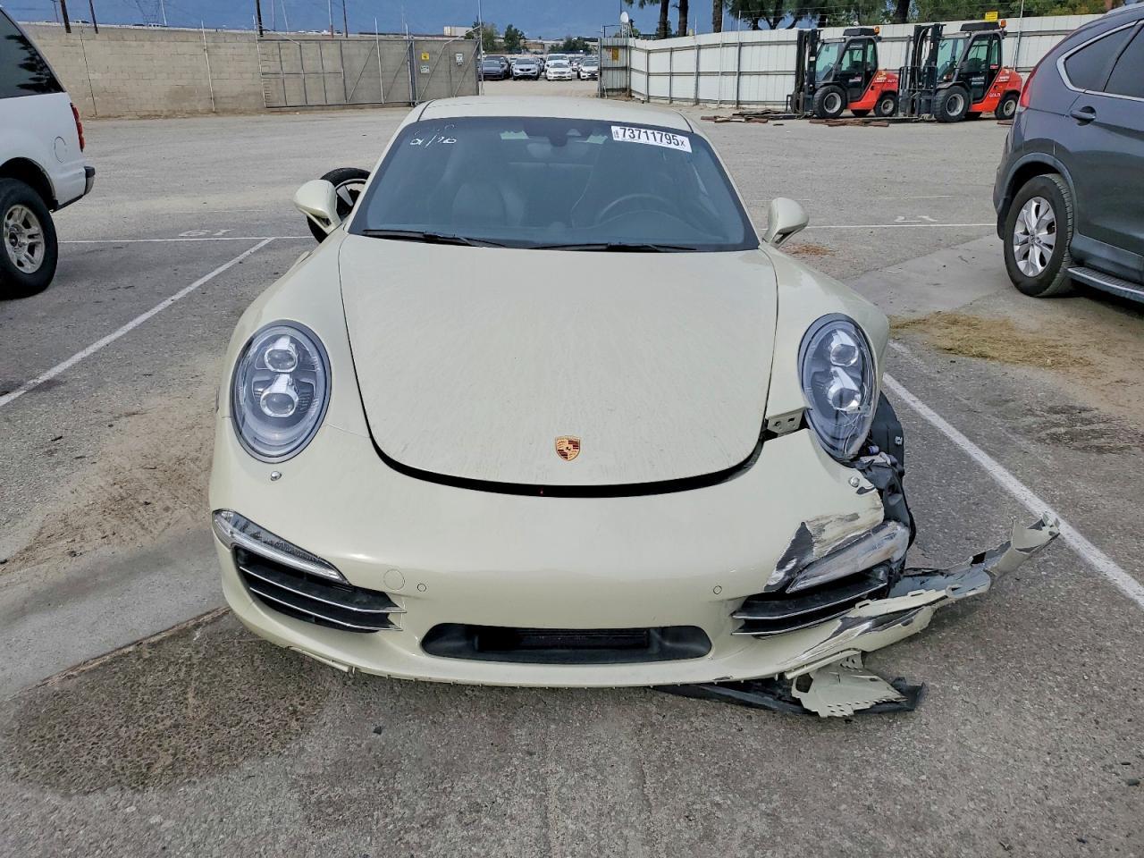 2014 PORSCHE 911