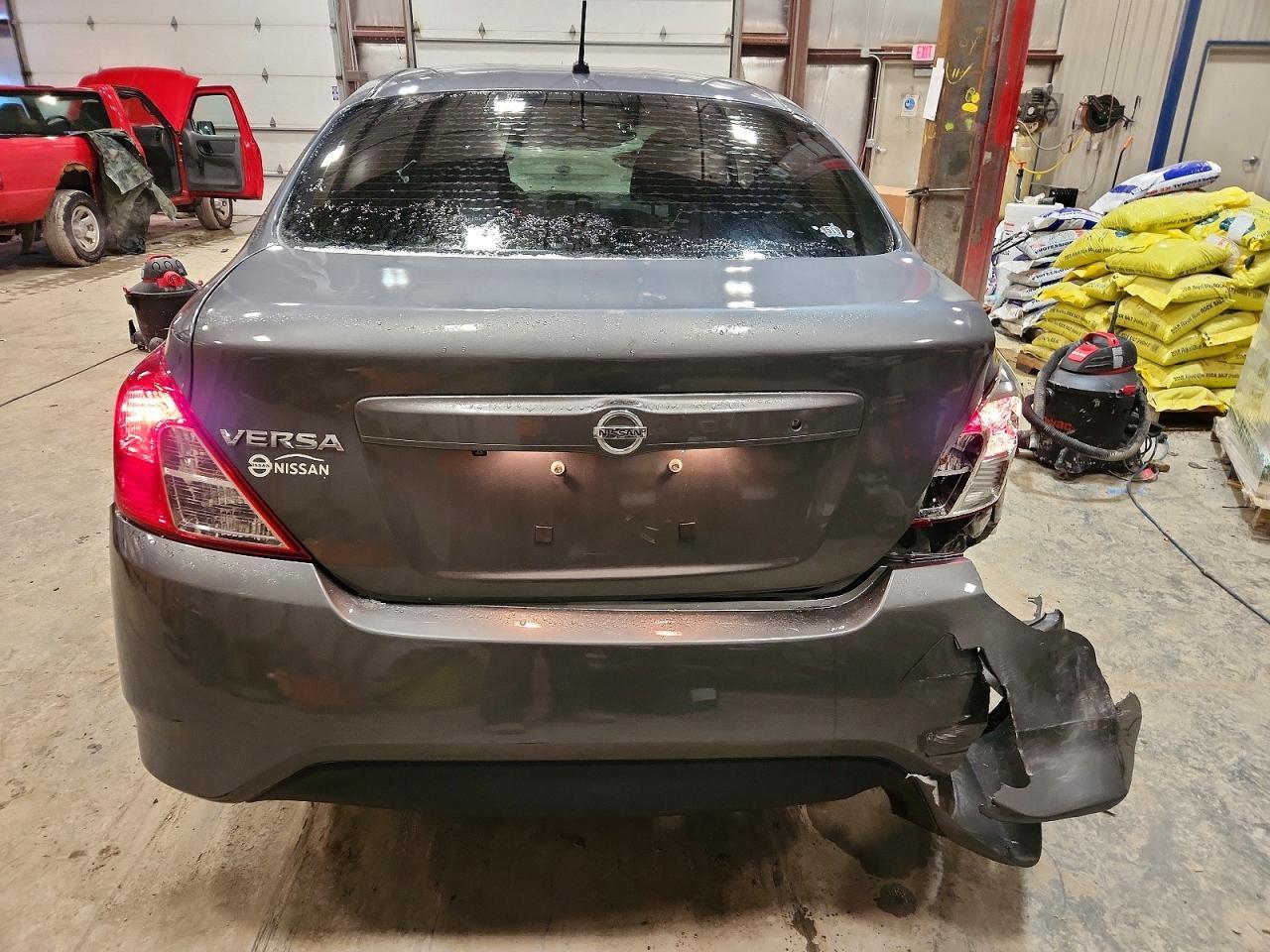 2019 NISSAN VERSA