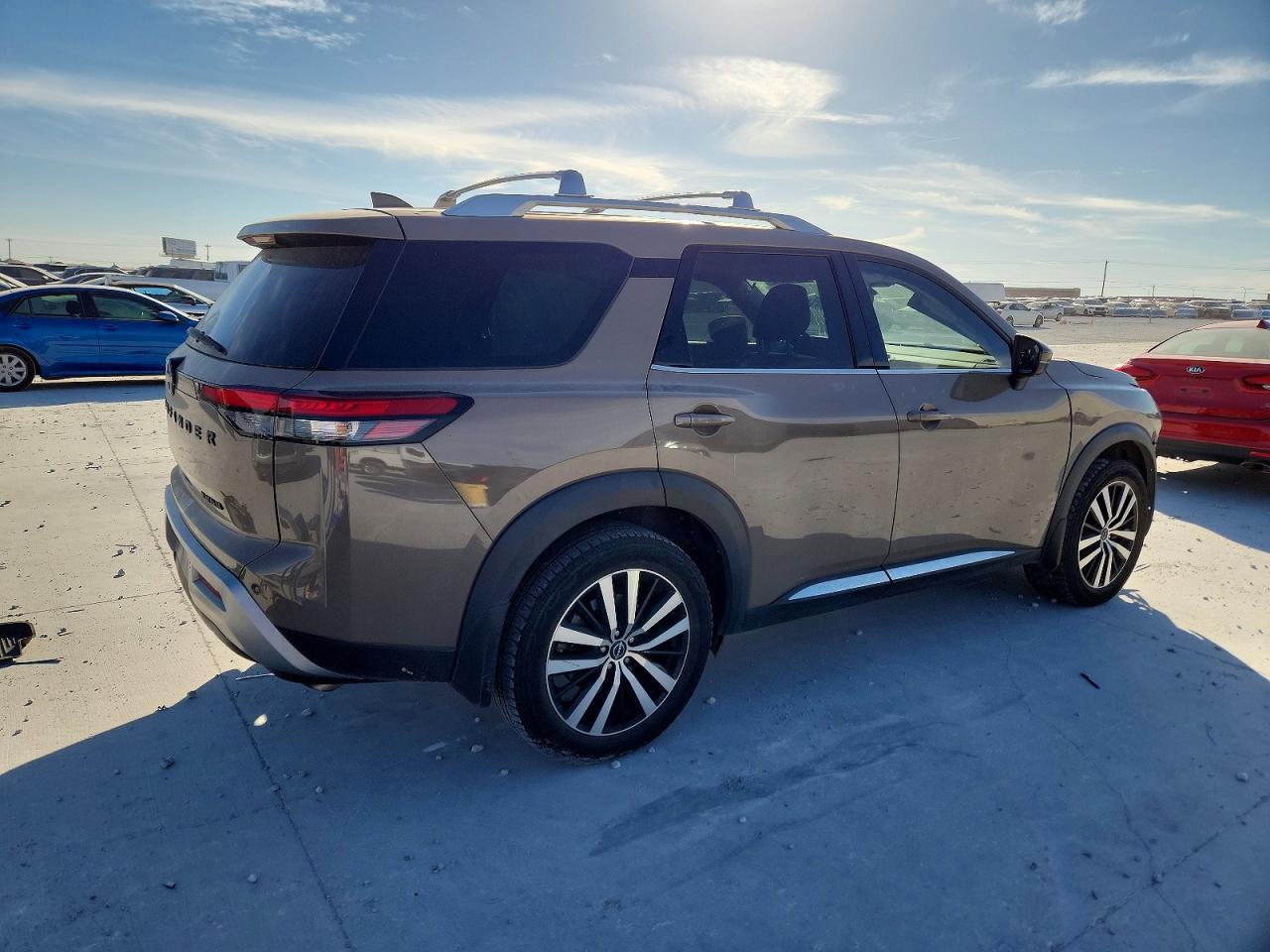 2023 NISSAN PATHFINDER