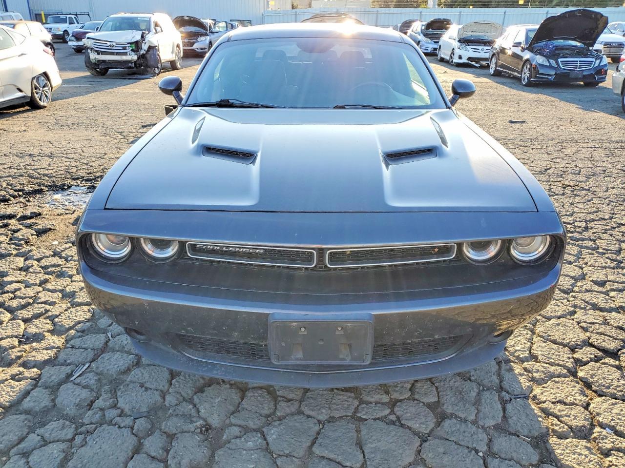 2017 DODGE Challenger