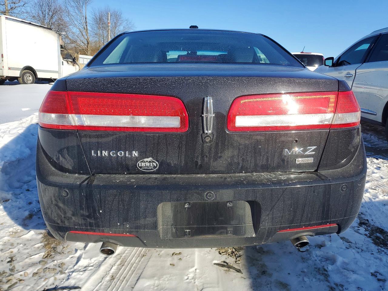 2011 LINCOLN MKZ