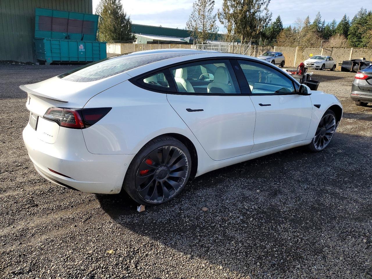 2022 TESLA MODEL 3