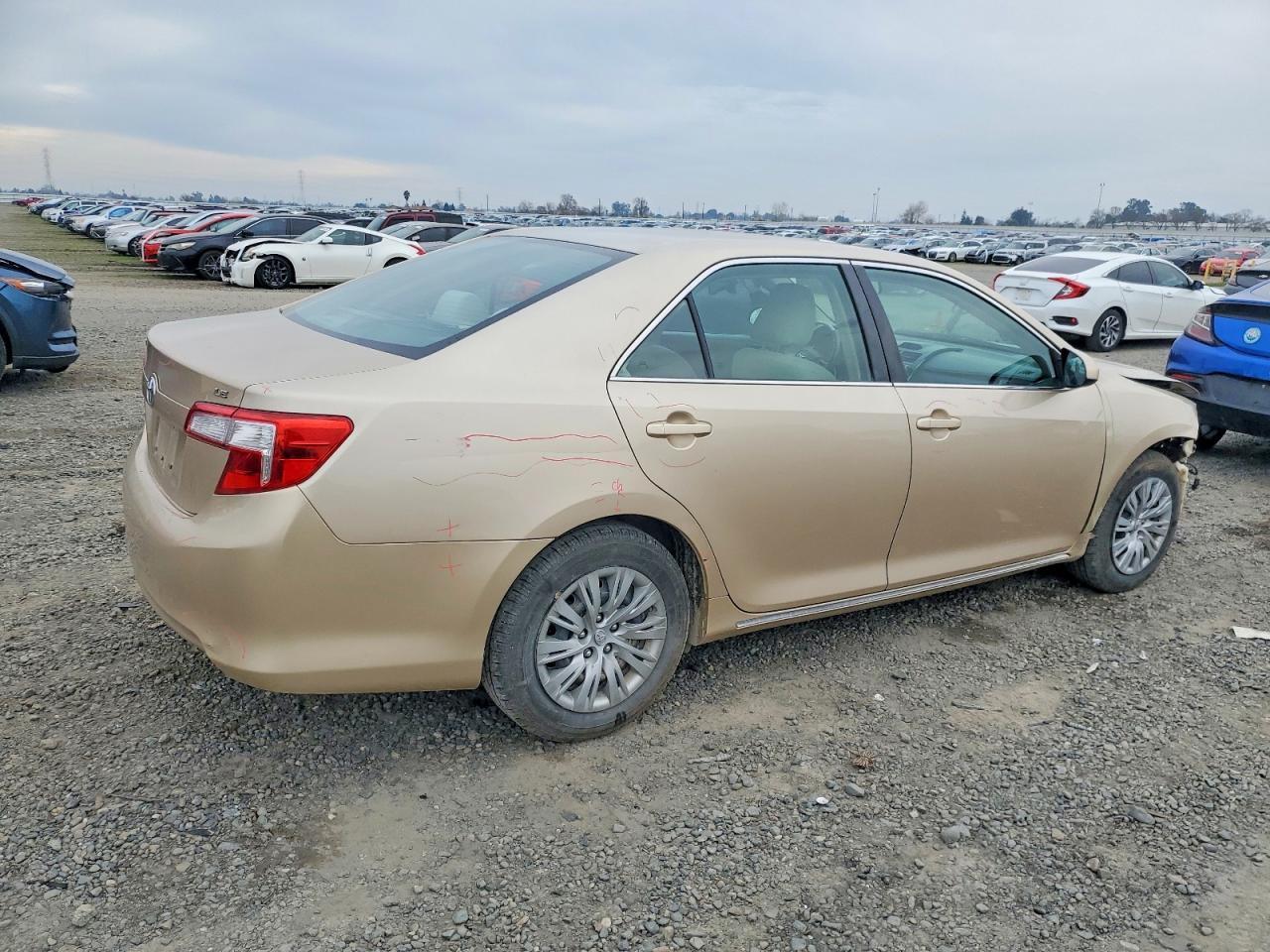 2012 TOYOTA CAMRY