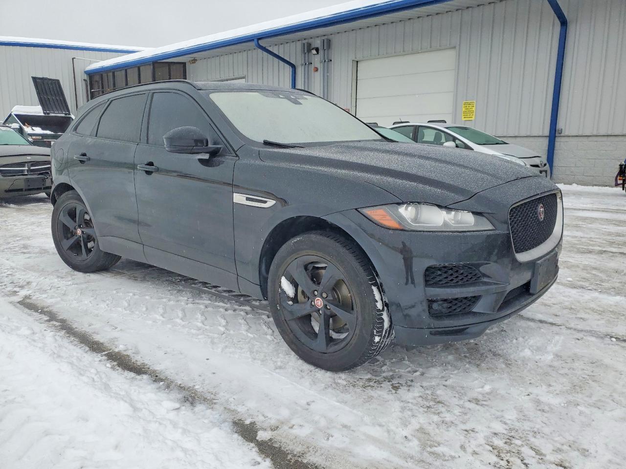2018 JAGUAR F-Pace