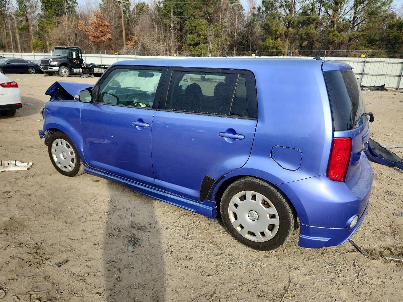 2010 TOYOTA SCION