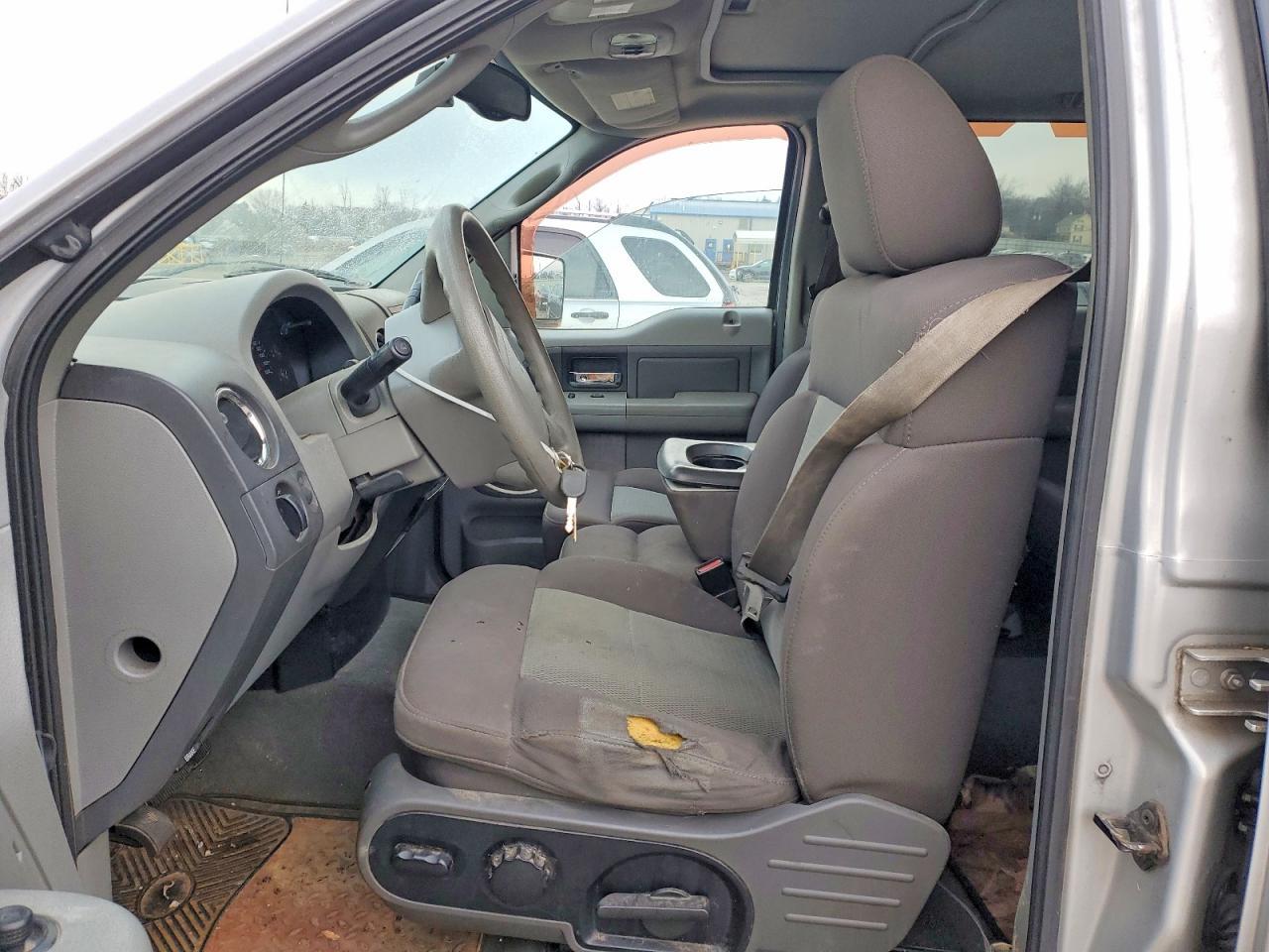 2004 FORD F-150