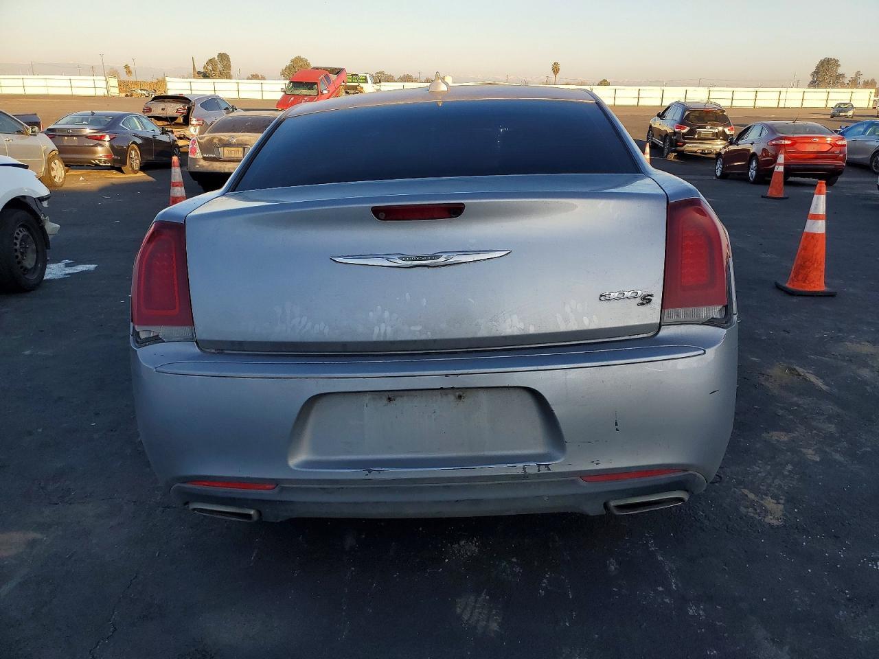 2015 CHRYSLER 300