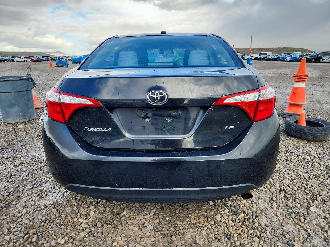 2015 TOYOTA COROLLA