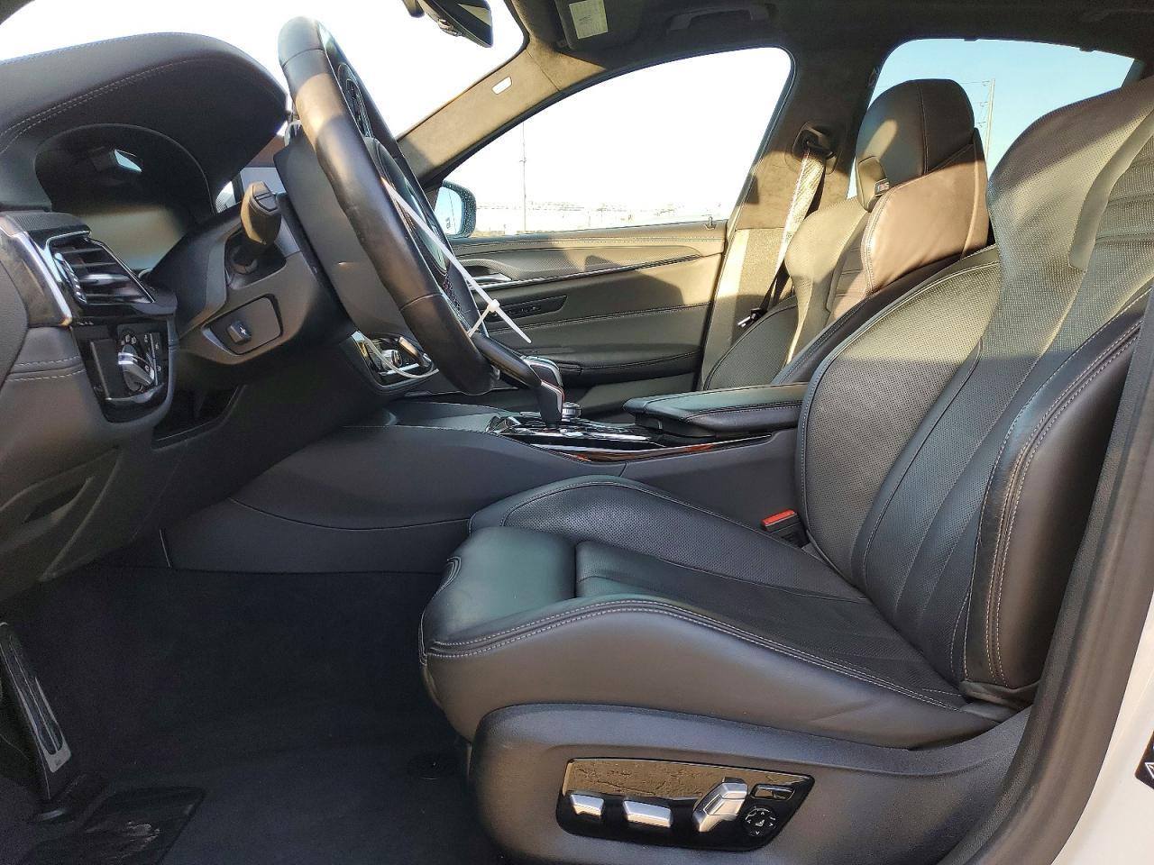 2022 BMW M5