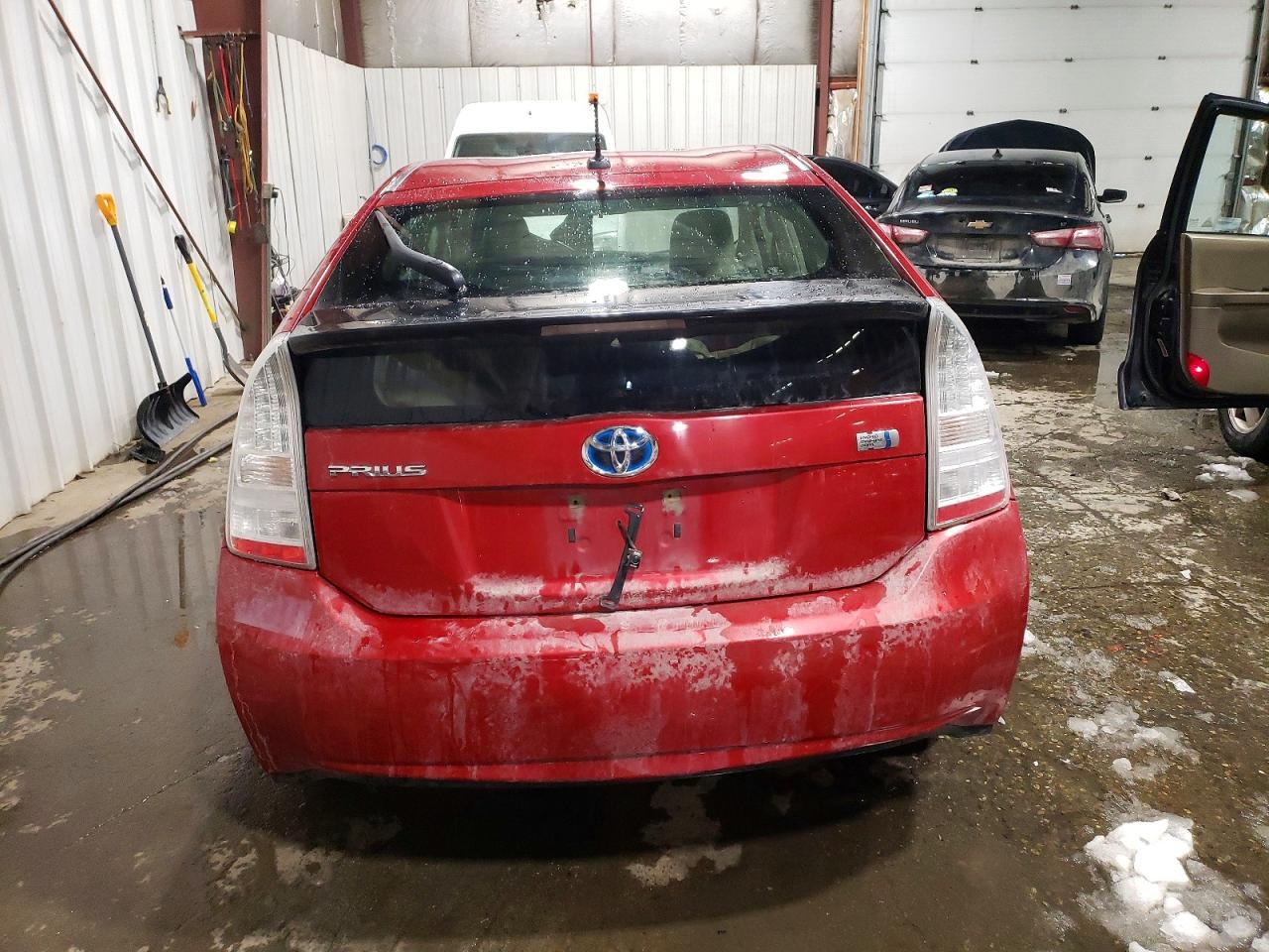 2011 TOYOTA PRIUS