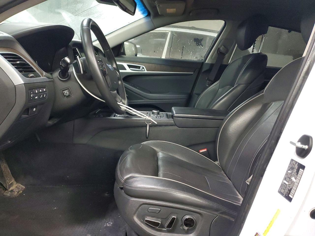2015 HYUNDAI GENESIS