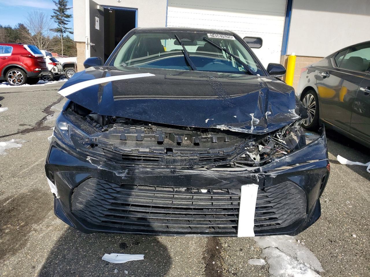 2025 TOYOTA CAMRY