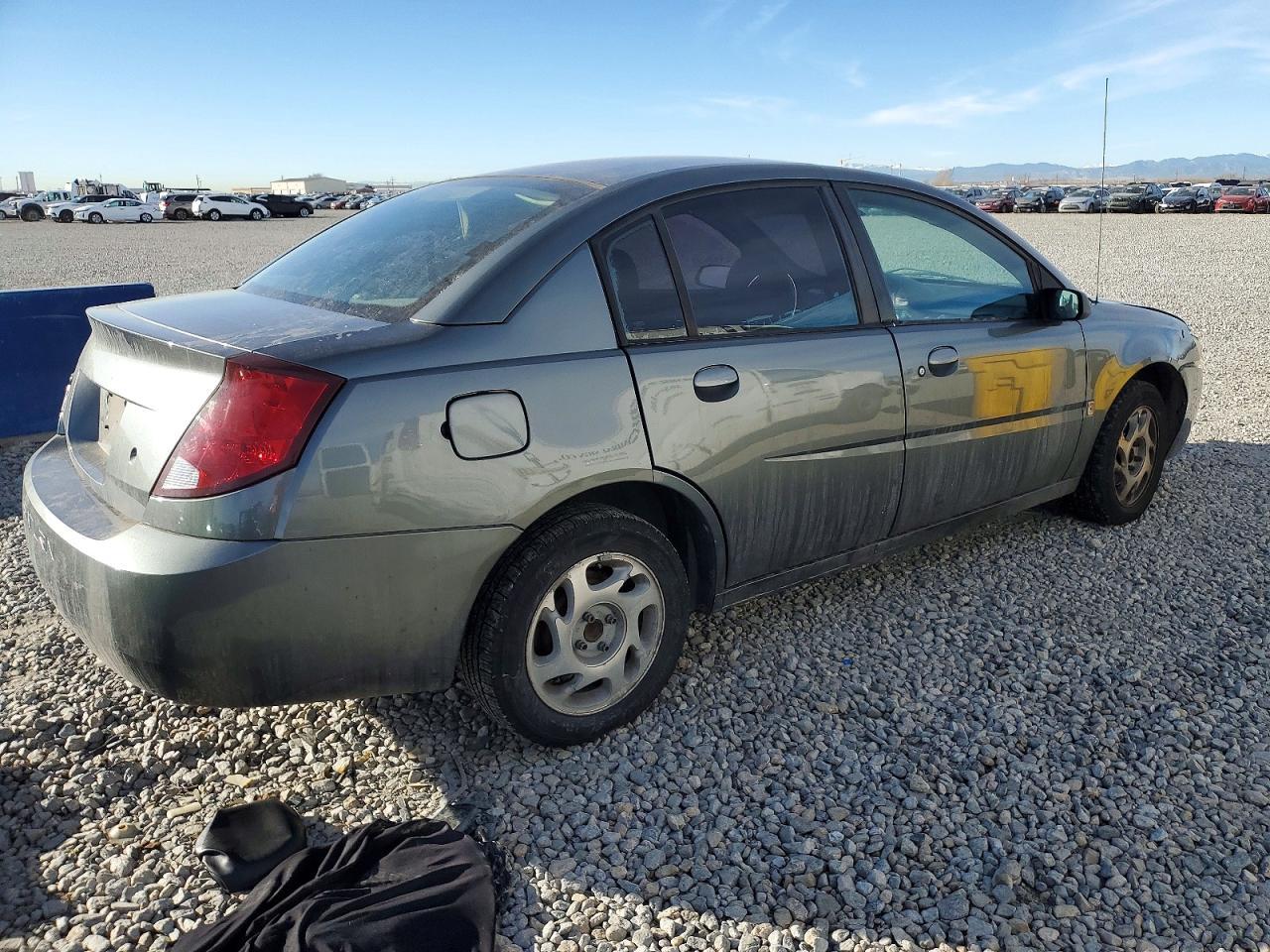 2004 SATURN Ion