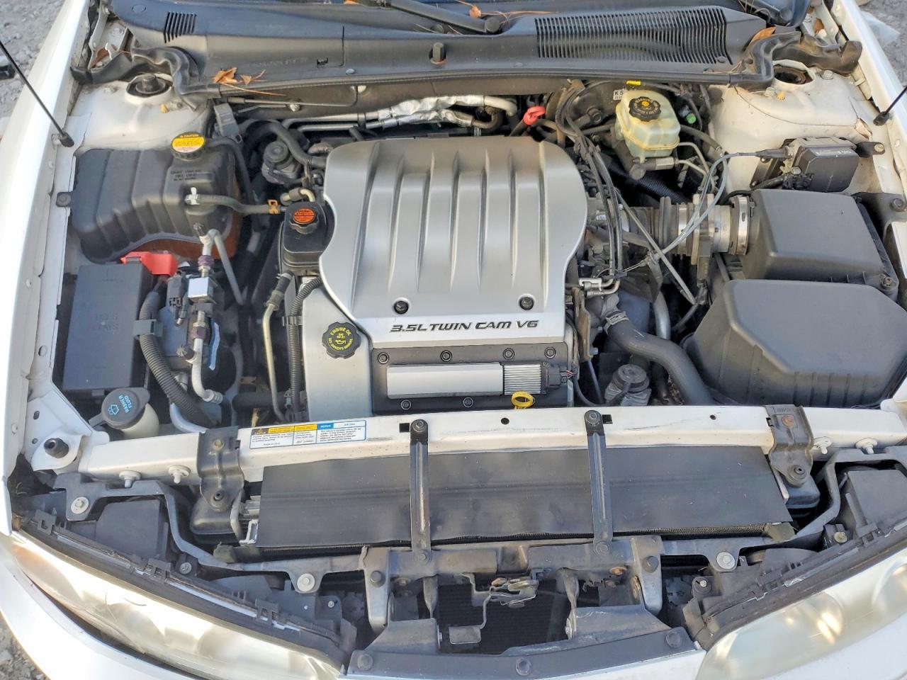 2001 OLDSMOBILE Aurora