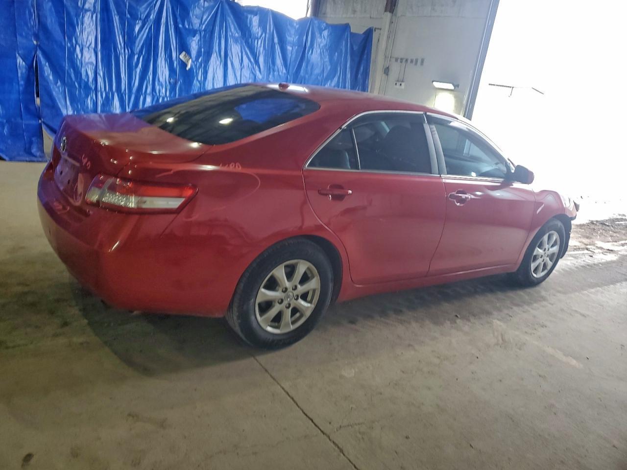 2011 TOYOTA CAMRY