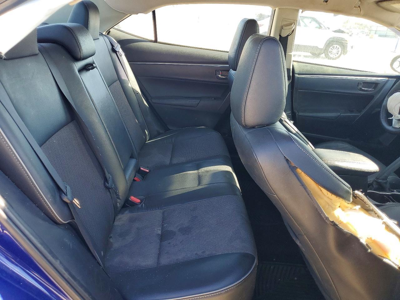 2015 TOYOTA COROLLA