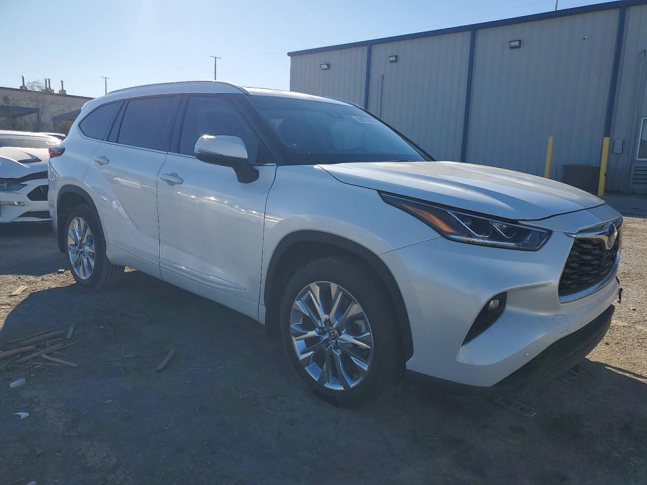 2024 TOYOTA HIGHLANDER