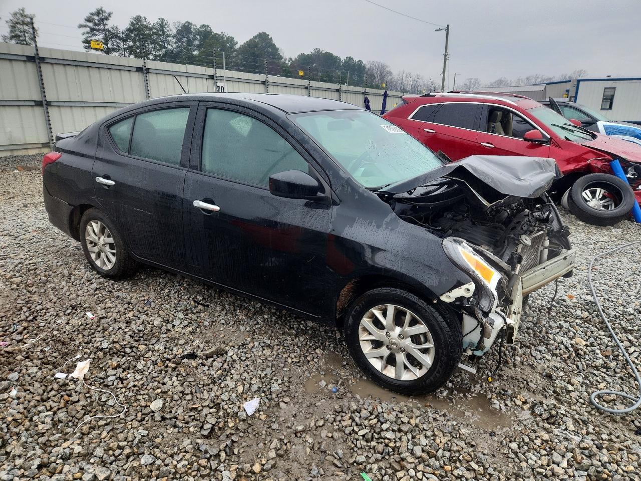2017 NISSAN VERSA