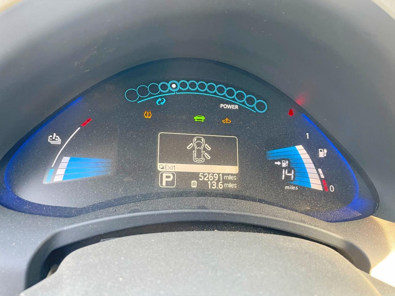2011 NISSAN LEAF