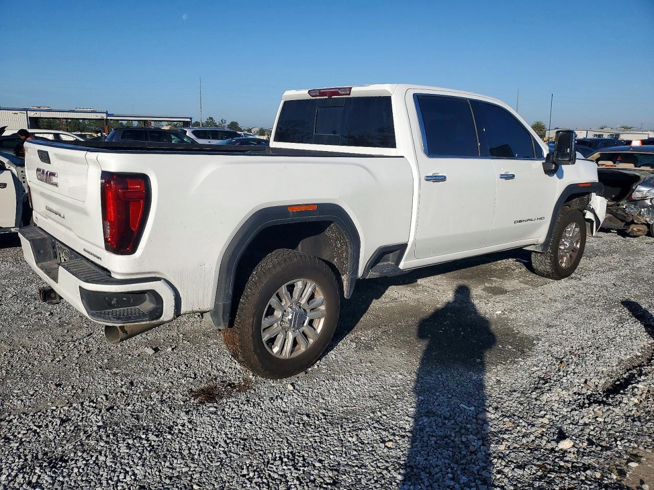 2023 GMC Sierra