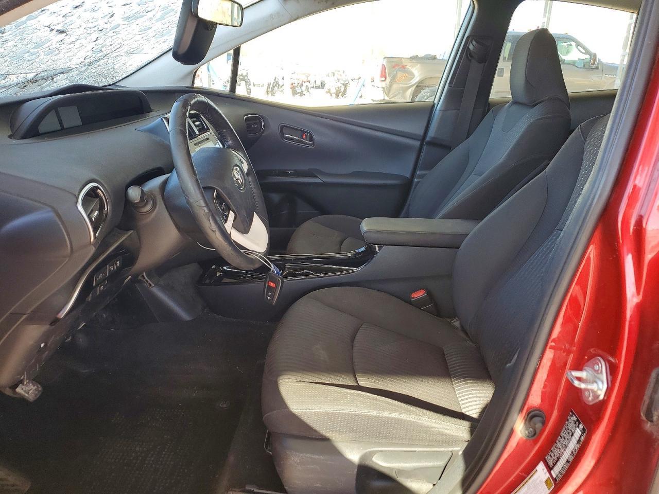 2018 TOYOTA PRIUS