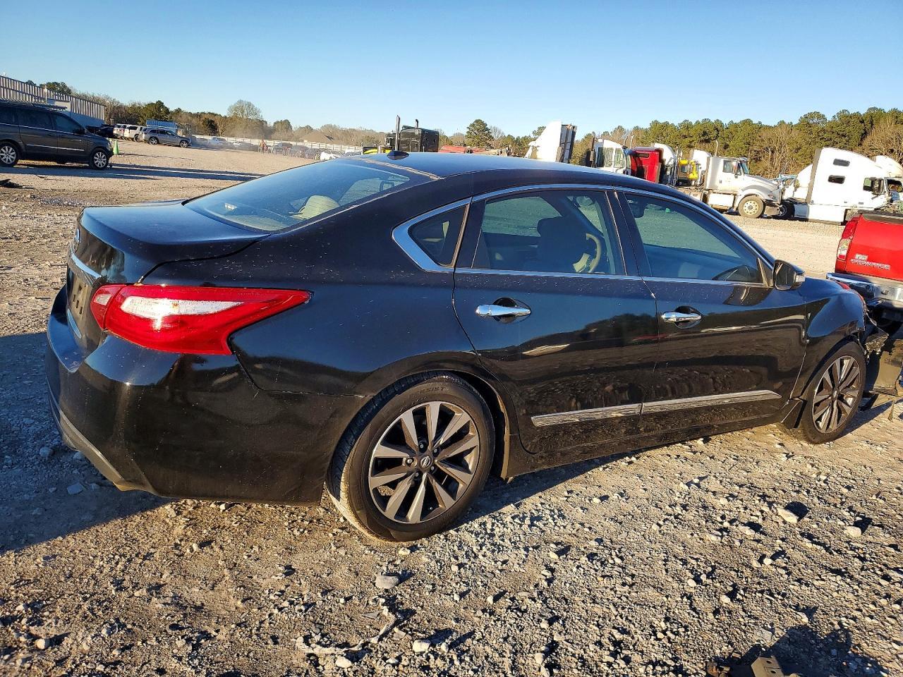 2016 NISSAN ALTIMA