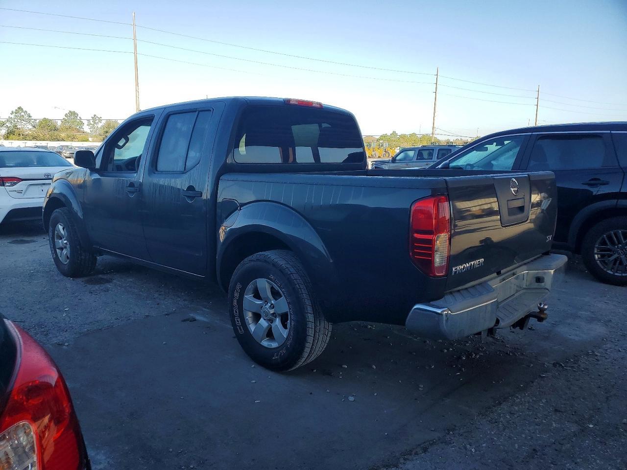 2012 NISSAN Frontier
