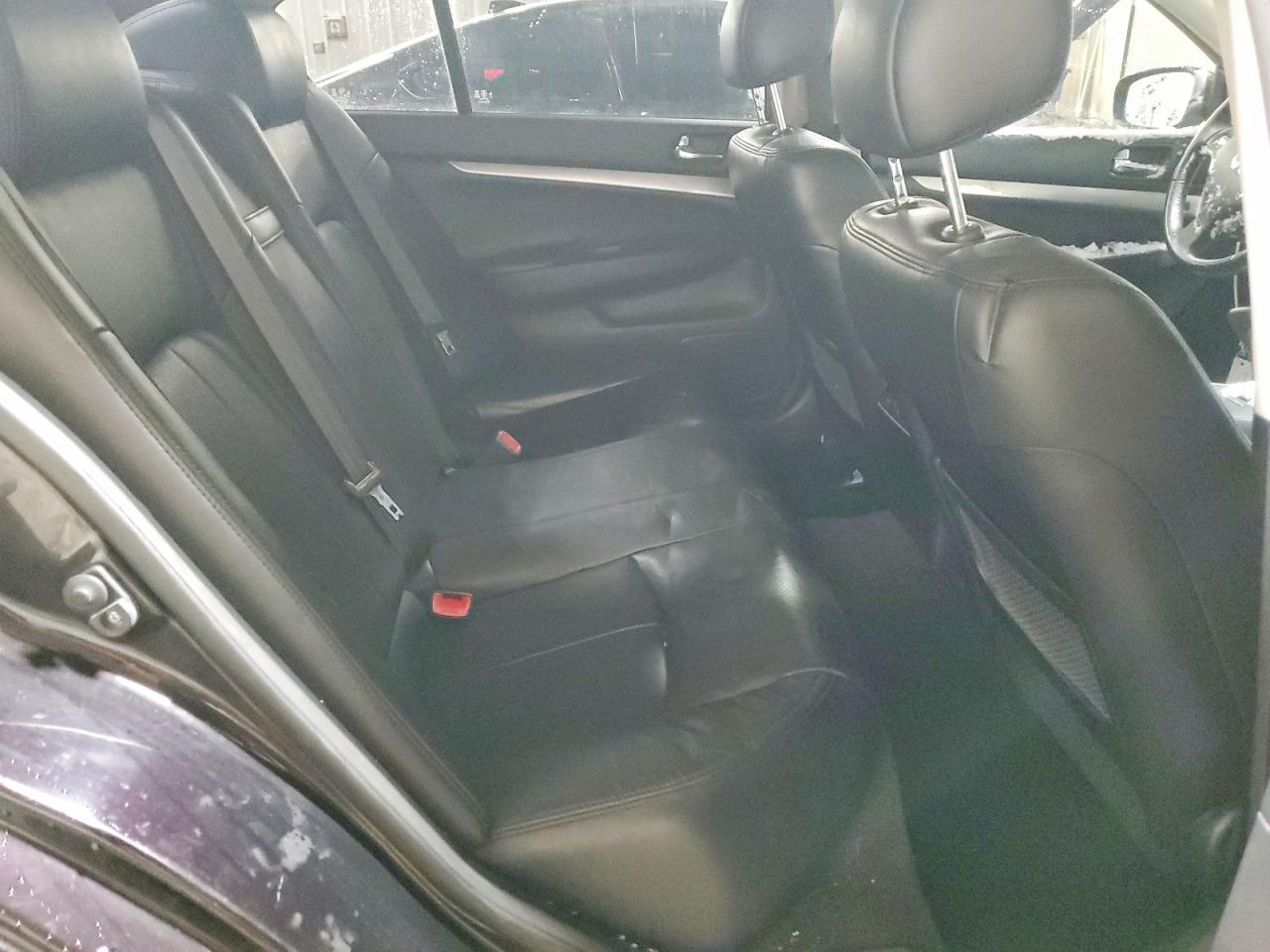 2012 INFINITI G37