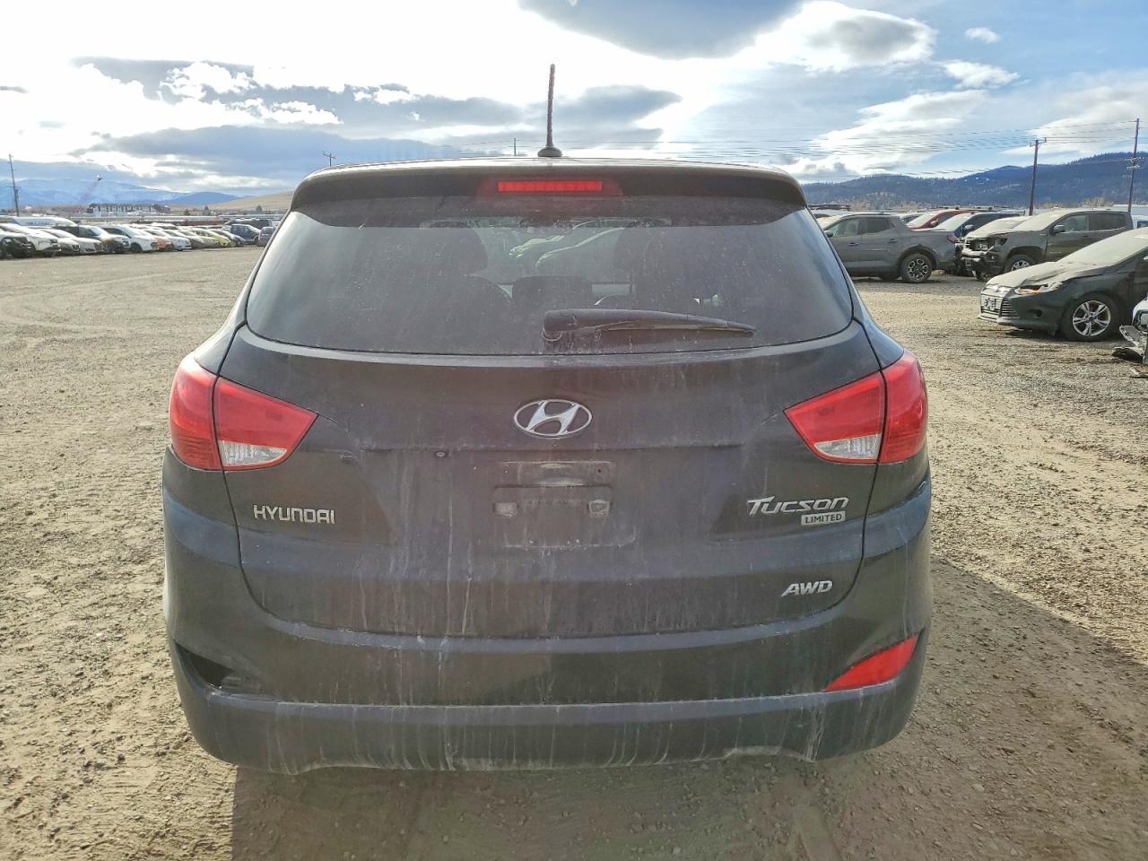2010 HYUNDAI TUCSON