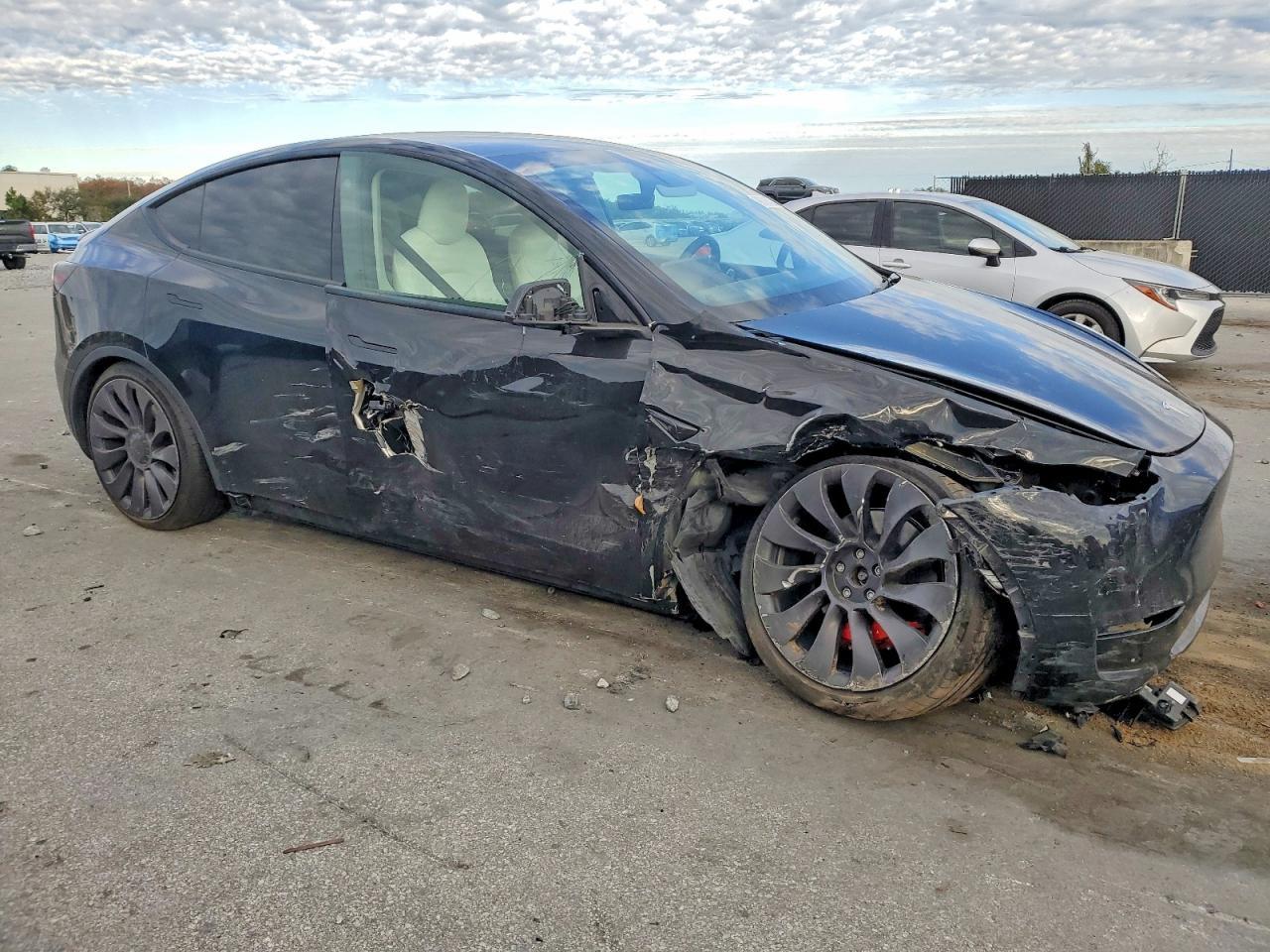 2021 TESLA MODEL Y