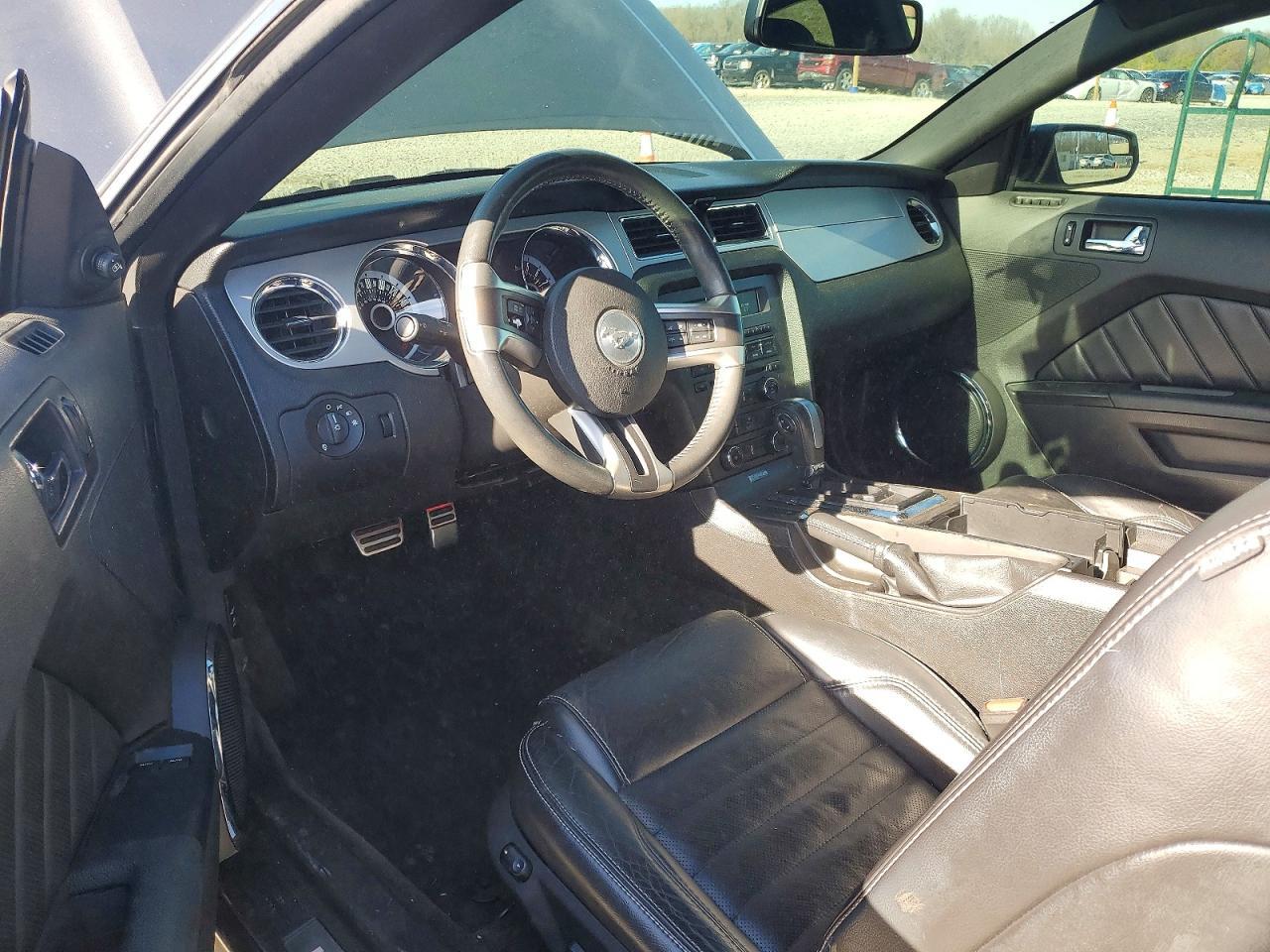 2013 FORD MUSTANG